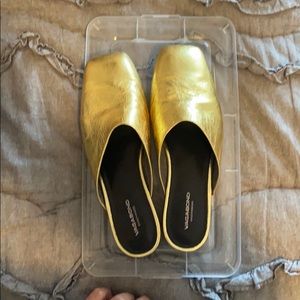 Vagabond slip ons size 7